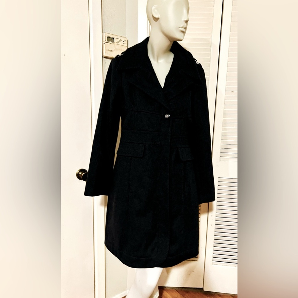 Like New Guess coat